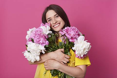 Celebra el Día de la Mujer con flores: Envío a domicilio el mismo día en Colombia